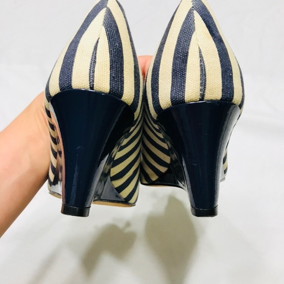 Adorable Kate Spade peeptoes - Picture 4 of 6